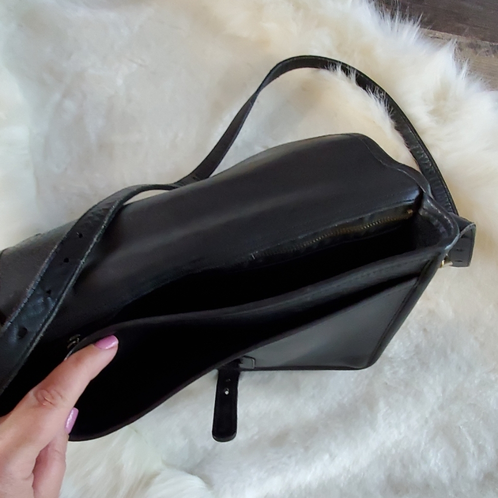 Vintage black leather Coach crossbody bags purse Y2K - Picture 7 of 8